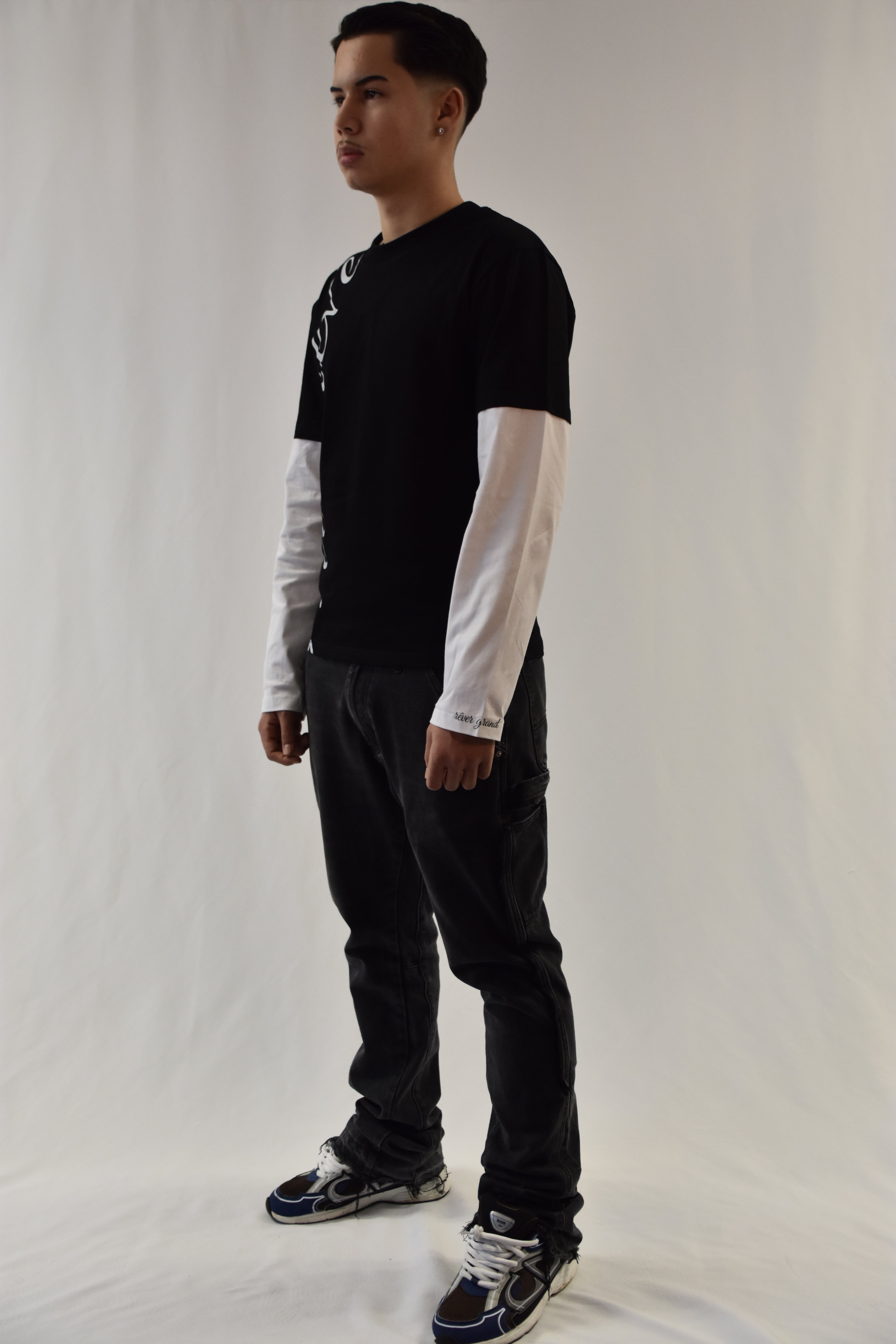 MONTRÉVÉ LONGSLEEVE | BLACK-WHITE