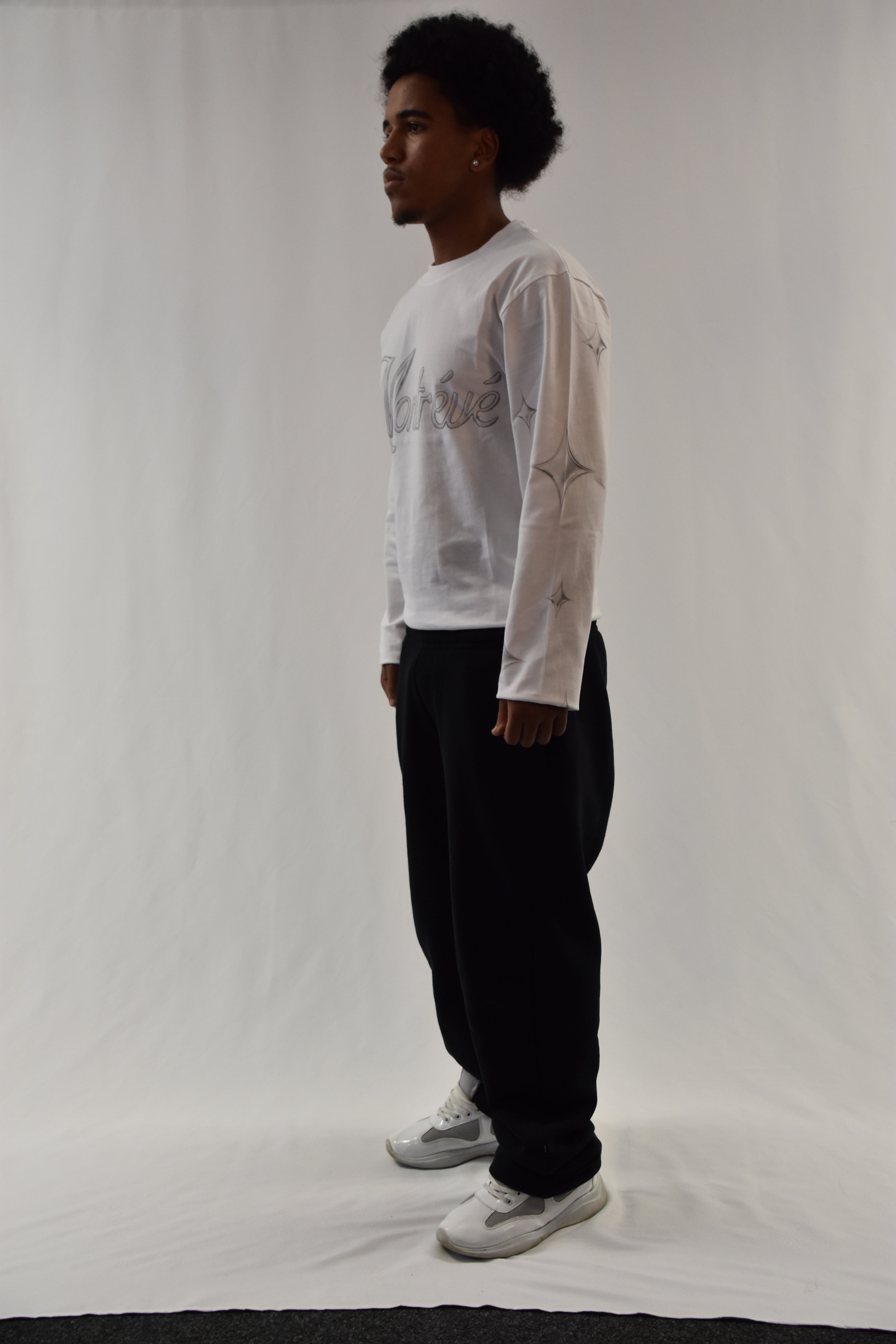 MONTRÉVÉ LONGSLEEVE | WHITE-GLASS | STARS